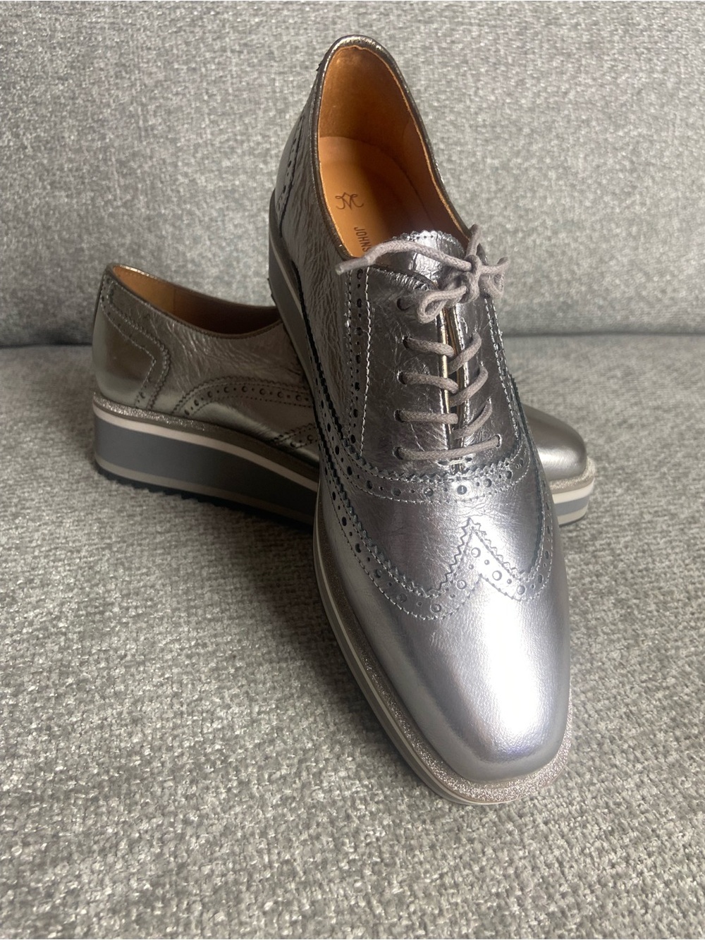 Johnston & Murphy Metallic Silver Women's Platform Wingtip Oxfords